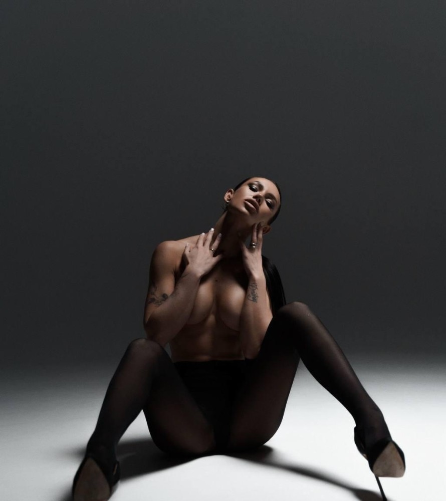 Индивидуалка Влада фото № 2 в городе Саяногорск