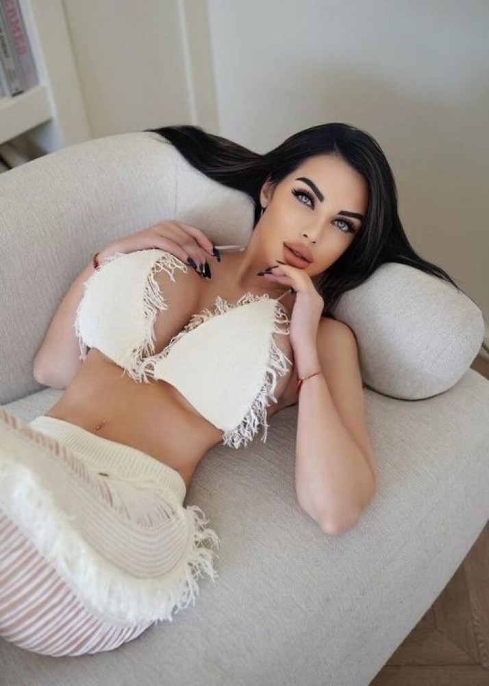 Индивидуалка Карина фото № 2 в городе Саяногорск